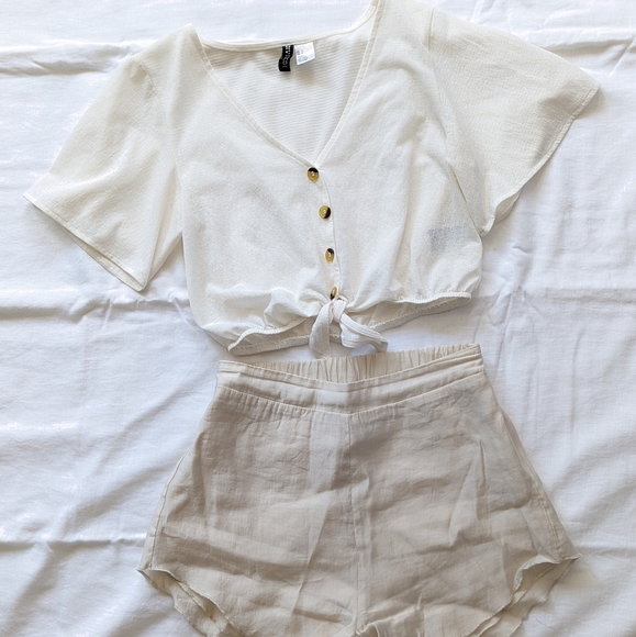 Sixone highwaisted shorts size small - Picture 2 of 4